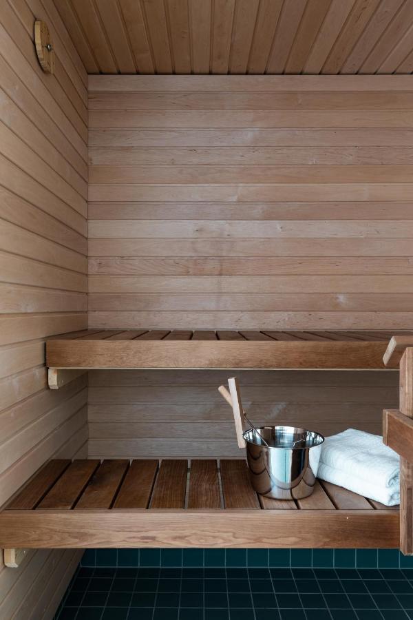 Sleepwell Apartments Malaga With Private Sauna And Parking เฮลซิงกิ ภายนอก รูปภาพ
