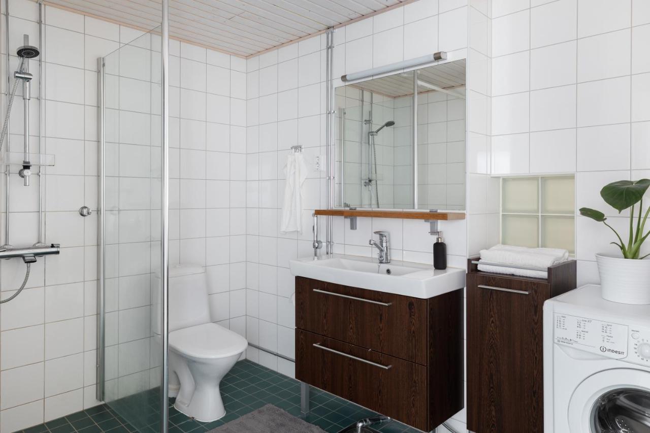 Sleepwell Apartments Malaga With Private Sauna And Parking เฮลซิงกิ ภายนอก รูปภาพ