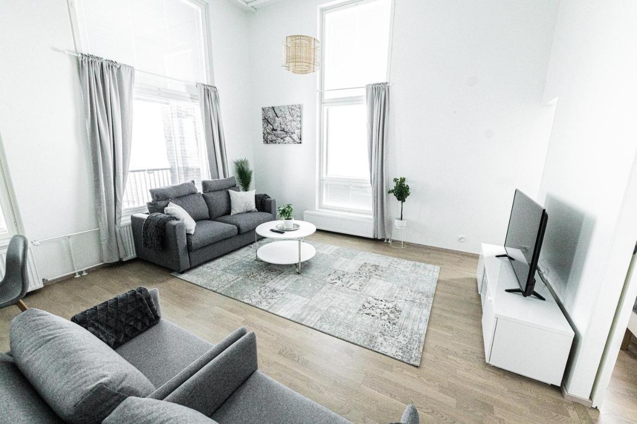 Sleepwell Apartments Malaga With Private Sauna And Parking เฮลซิงกิ ภายนอก รูปภาพ