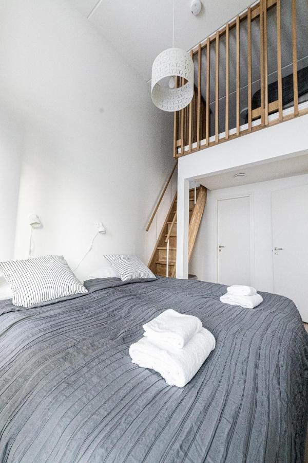 Sleepwell Apartments Malaga With Private Sauna And Parking เฮลซิงกิ ภายนอก รูปภาพ